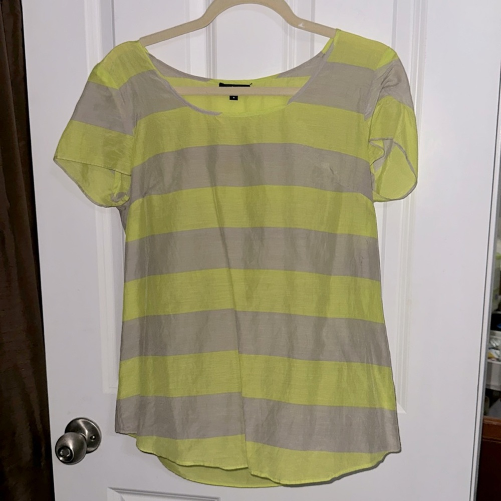 Gap blouse size Medium